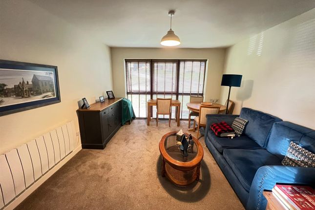 Thumbnail Bungalow to rent in High Street, Old Whittington, Chesterfield
