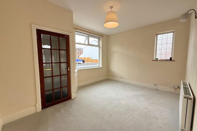 1 Albion Street, Sale photo 3