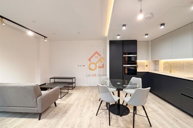 8 Dingley Road, London photo 2