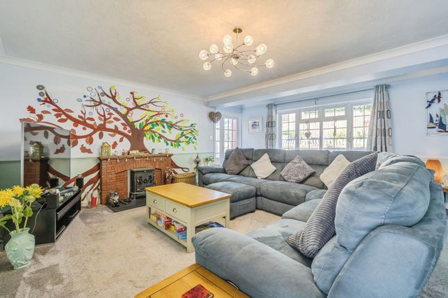11, Paddock Close, Devon photo 3