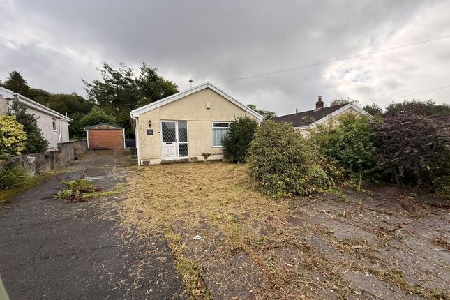 3-bed house on 74, Grovehill Park, Llanelli, £195,000