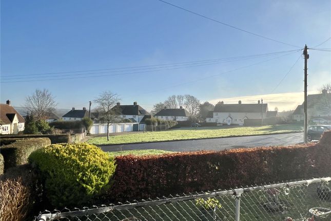 33, Green Close, Blandford Forum photo 3