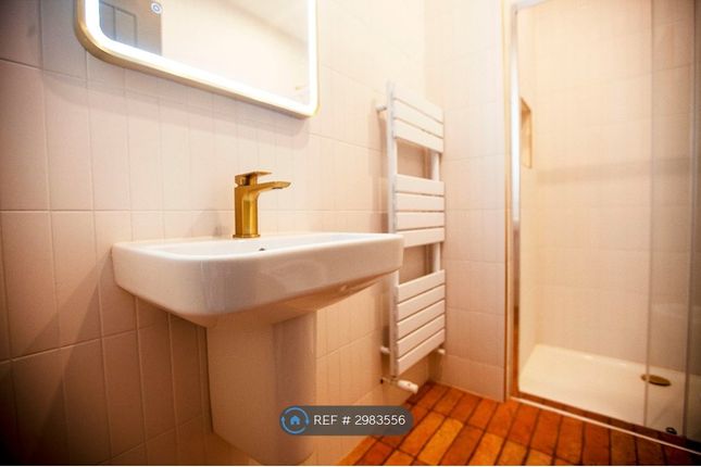 Flat, Wilbraham Road, Manchester photo 4
