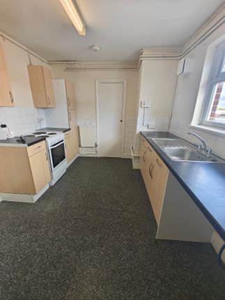 flat 57, Halliday Crescent, Southsea photo 2