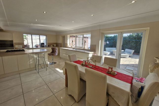 2, Little Acre, Maghull photo 3