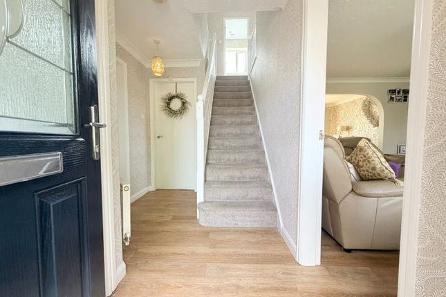 11, Clock Tower Close, Hyde photo 5