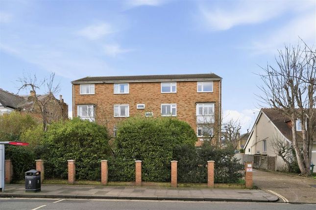 Flat 2, Regency Court, Kingston Road, Teddington photo 4