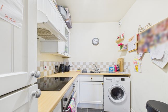 Flat 4, Ellerslie,, Ryefield Road, Herefordshire photo 4