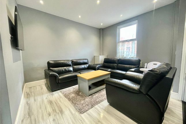 4, Annis Street, Lancashire photo 3