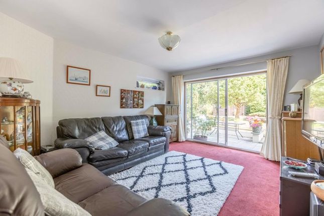 30, Littleport Spur, Slough photo 2