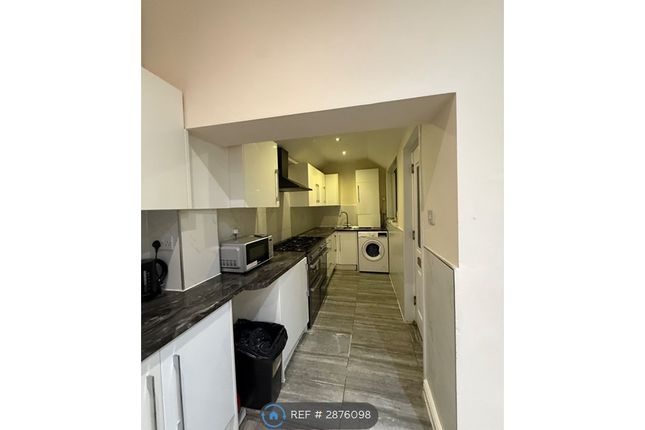 Coldcotes Avenue, Leeds photo 3