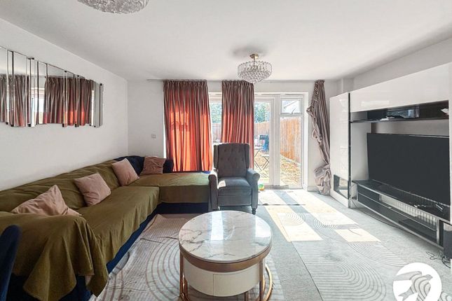 72, Slade Green Road, Kent photo 3