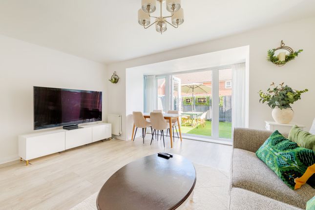 10 Ryder Court, Newcastle Upon Tyne photo 3