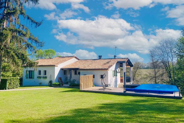 Villa for sale in Agnac, Aquitaine, 47800, France