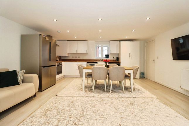 76, Gainsborough Avenue, Avon photo 4