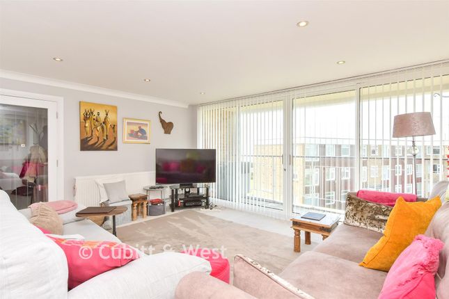 Norfolk Court, Chanctonbury Road, Rustington photo 4