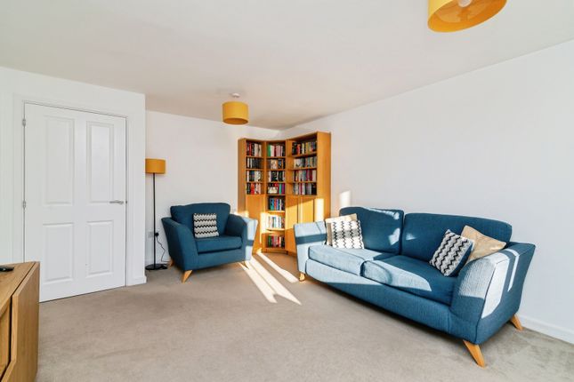 35, Mountain Ash Crescent, Nottingham photo 4