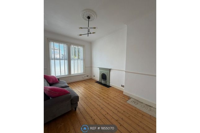C Wellmeadow Road, London photo 2