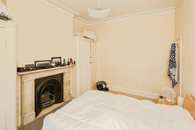 FFF 13 Elsynge Road, London, London photo 3