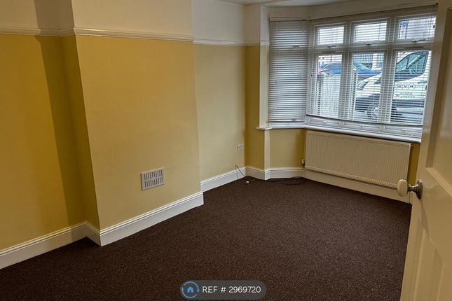 Brendan Avenue, Somercotes Derbyshire, De55 4Jd photo 3