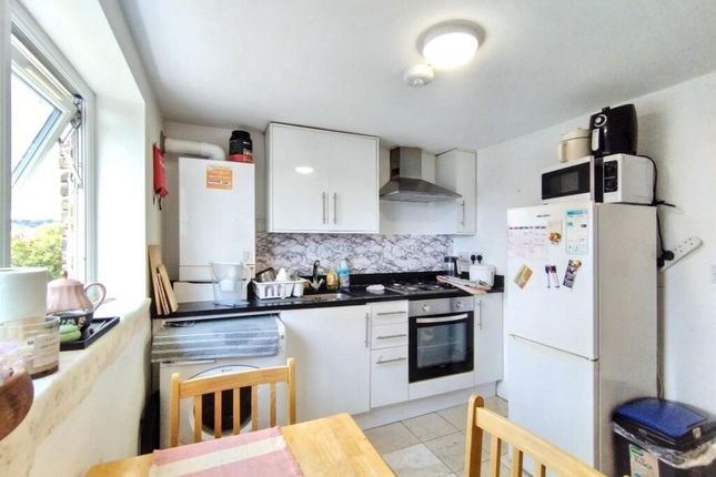 82, Sussex Way, London photo 3