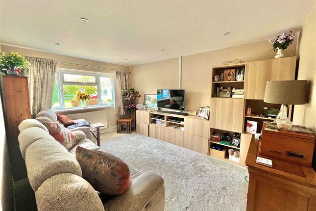 17, Kingsmoor Close, Pembrokeshire photo 3