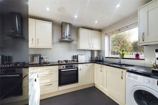 62, Carters Rise, Reading photo 3