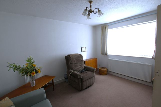 Flat for sale in Oakworth Drive, Whiston