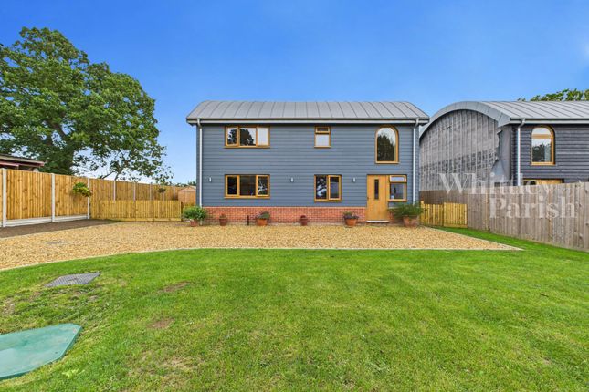 Cam04332G0-Pr0484-Still054