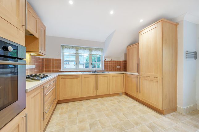 Flat for sale in Gatchell Oaks, Trull, Taunton
