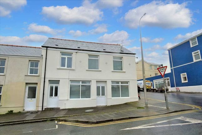 Thumbnail Flat to rent in Robert Street, Milford Haven