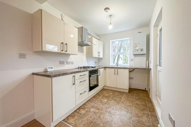 Terraced house for sale in Southend Road, Hockley