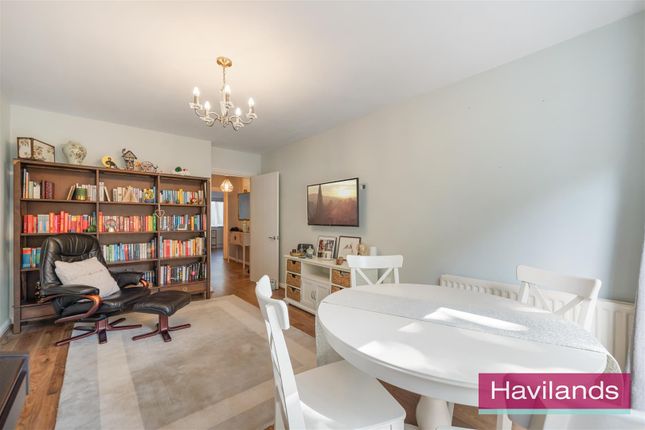 Flat 1 Moorland Court, 59, Springbank, N21 photo 3