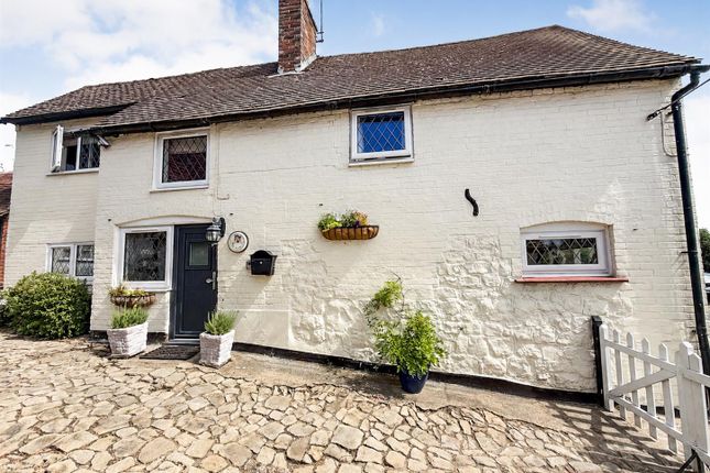 3-bed house on The Stables, Maidstone Road, Nettlestead Maidstone, £420,000