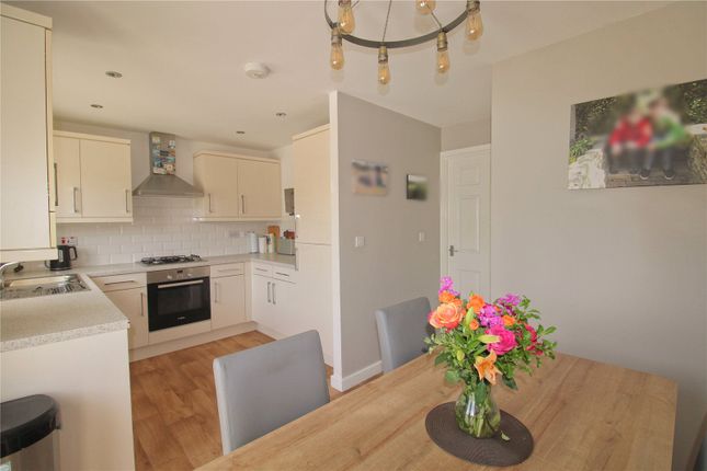 22, Toucan Street,, Wiltshire photo 4
