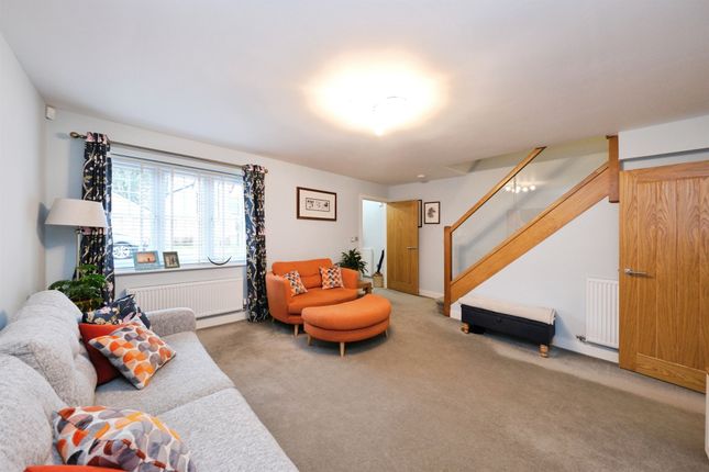 3, Settlement Drive, Chesterfield photo 4
