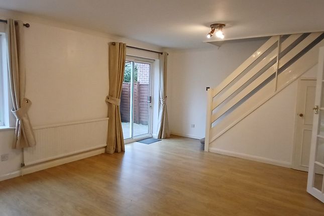 Walton Way, Newbury photo 3