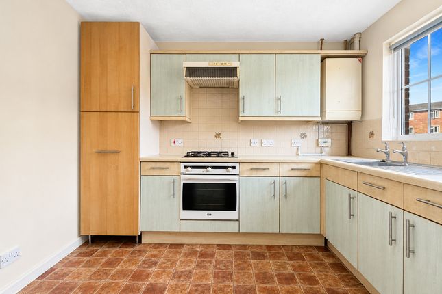67, Gill Avenue, Bristol photo 3