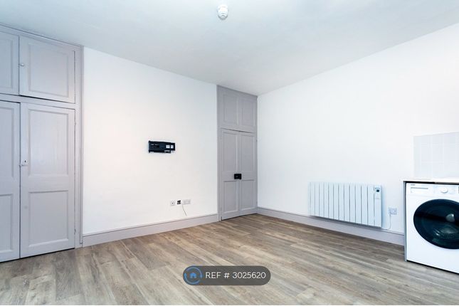 Flat   Well Street, Buckingham photo 4