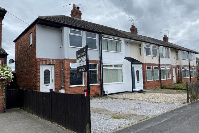 End terrace house for sale in Bloomfield Avenue, Hull