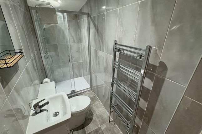 Room 1, 22, Fountayne Street, Goole photo 4