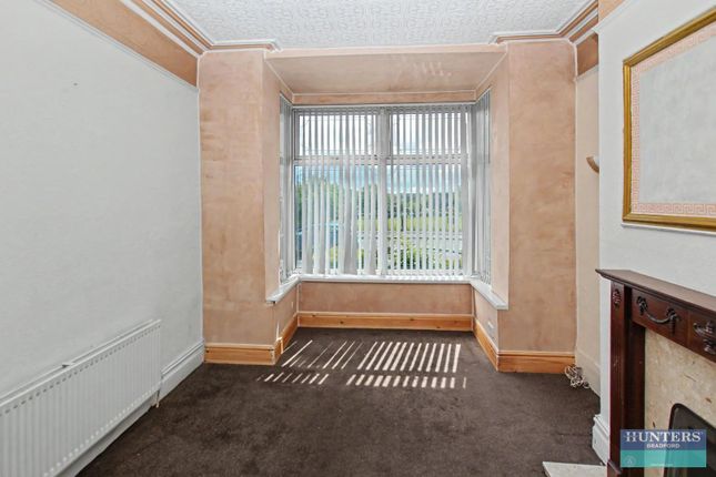 1119, Leeds Road, Bradford photo 4