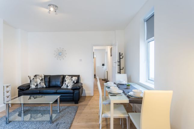 173 Eastwood Road North, Leigh-On-Sea photo 5