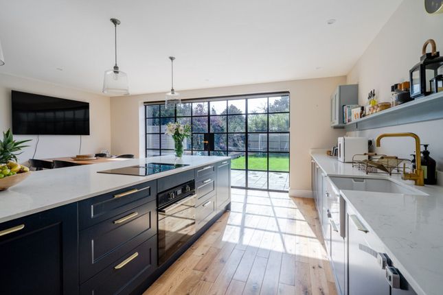 28 Henty Close, Arundel photo 3