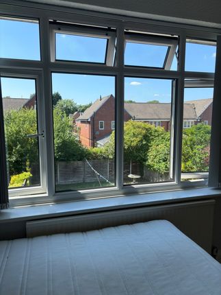 22, Caxton Road, MANCHESTER photo 5