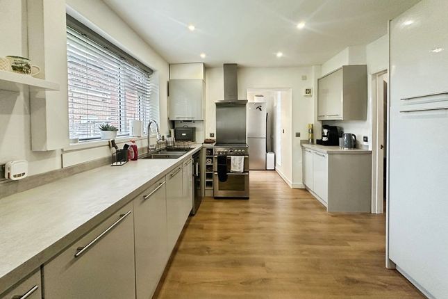 2, Mather Avenue, Manchester photo 3