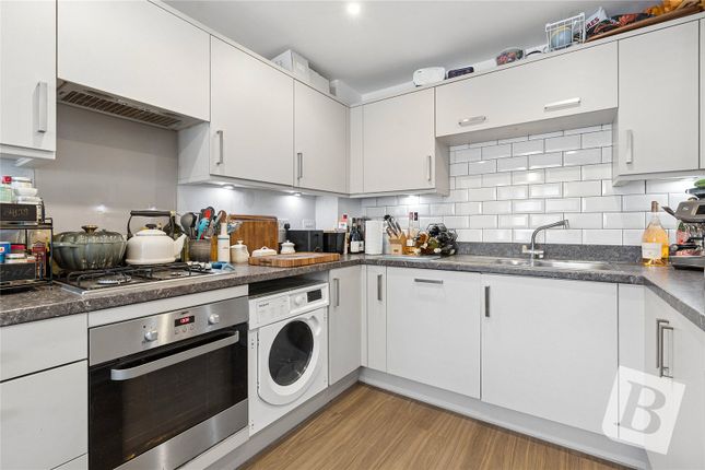 23, Sun Marsh Way, Kent photo 4