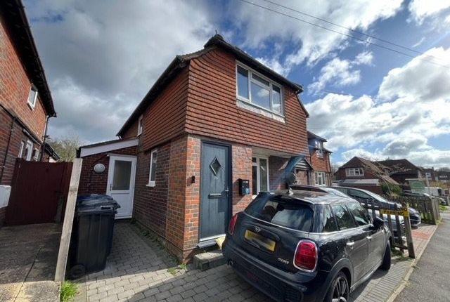 Semi-detached house to rent in Bridge Road, Haslemere