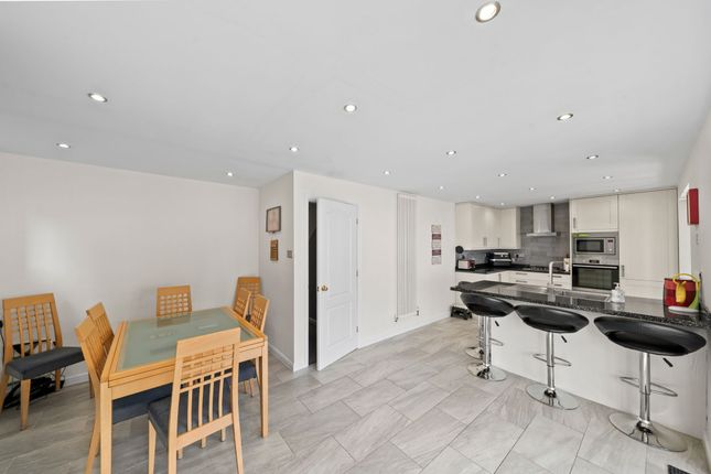 70 York Road, Wigan photo 3