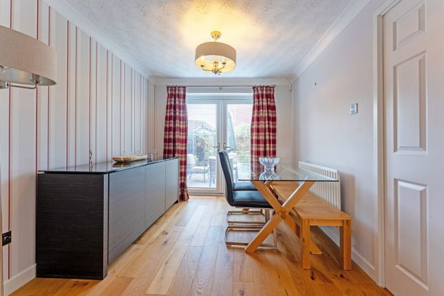 1, Beacon Court, Northampton photo 4